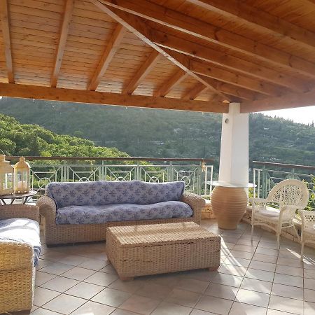 Villa Eos Gaios Bagian luar foto
