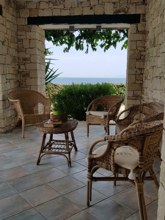 Villa Eos Gaios Bagian luar foto