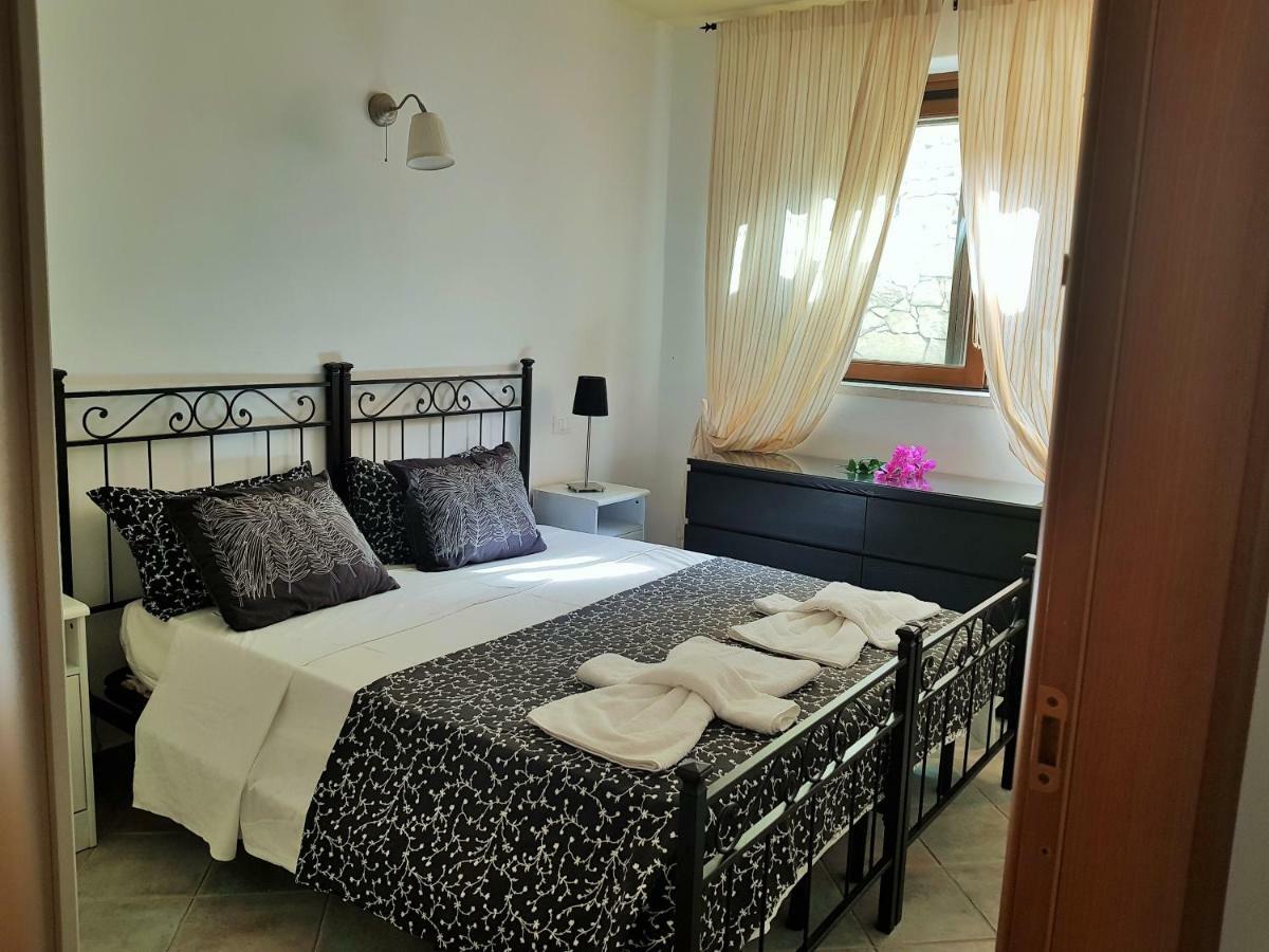 Villa Eos Gaios Bagian luar foto